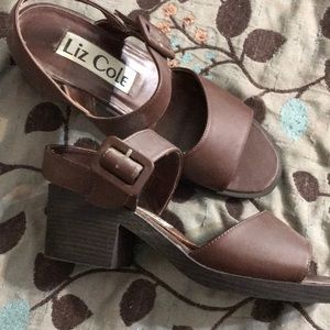 Liz Cole sandals sz 7.5